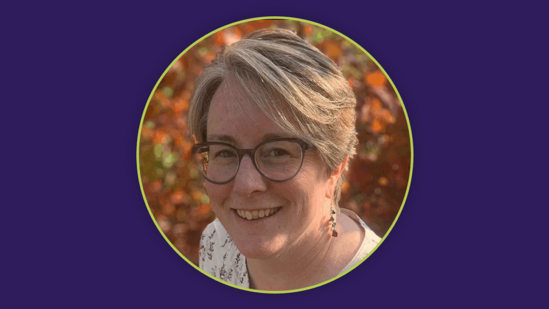 Headshot photo of Heather Roxborough
